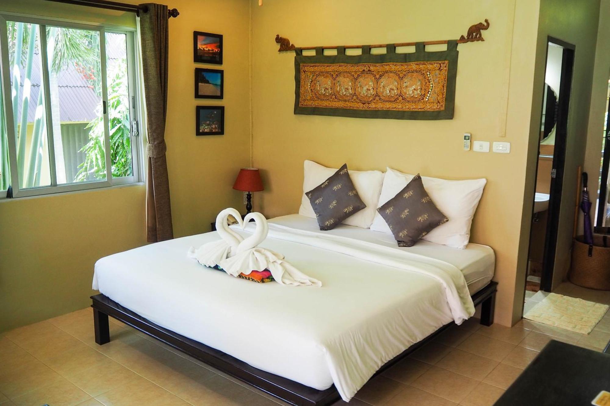 Lanta Castaway Beach Resort Koh Lanta Room photo