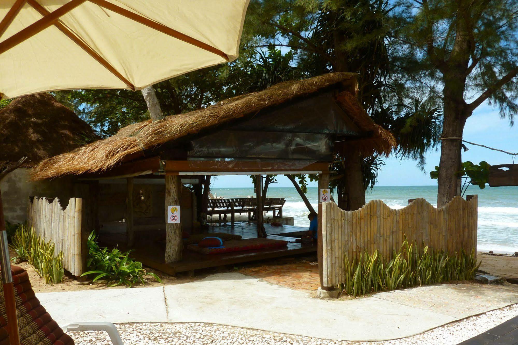 Lanta Castaway Beach Resort Koh Lanta Exterior photo